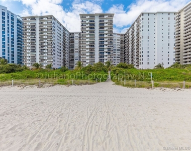 6039 Collins Ave Apt 1004 - Photo Thumbnail 7