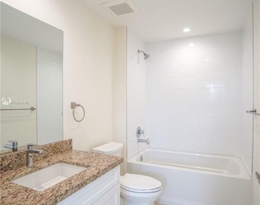 1091 Galiano St # 506 - Photo Thumbnail 10