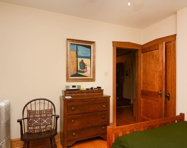 1242 W. Rosedale, Unit 2 - Photo Thumbnail 15