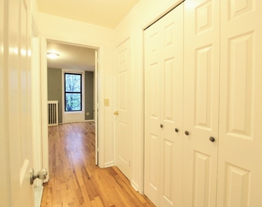 419A Quincy Street - Photo Thumbnail 2