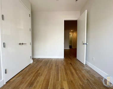 474 Lafayette Avenue - Photo Thumbnail 10