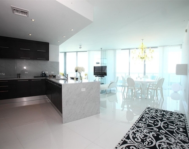 900 Biscayne Blvd - Photo Thumbnail 15