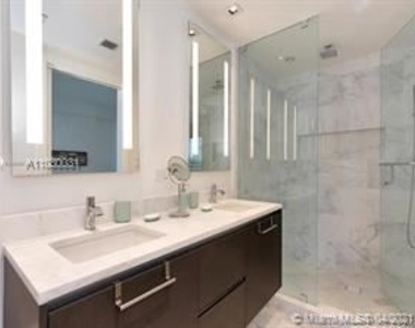 1451 Brickell Ave - Photo Thumbnail 7