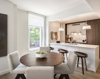 335 8th Avenue - Photo Thumbnail 4