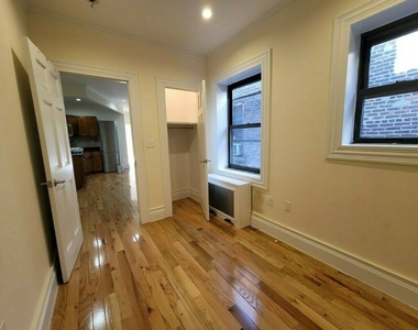 223 West 16th Street - Photo Thumbnail 1