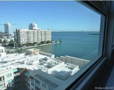 2000 N Bayshore Dr 1405 - Photo Thumbnail 11