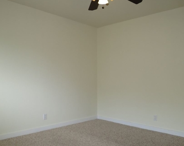 4107 Avondale Avenue 205 - Photo Thumbnail 10