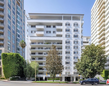 10717 Wilshire Blvd - Photo Thumbnail 1