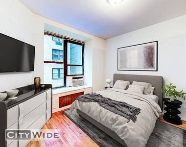 West 58th Street - Photo Thumbnail 1