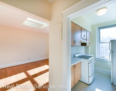 2410 20th Street Nw Unit 303 - Photo Thumbnail 2