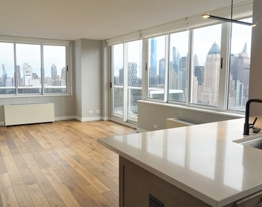 560 West 43rd Street - Photo Thumbnail 0