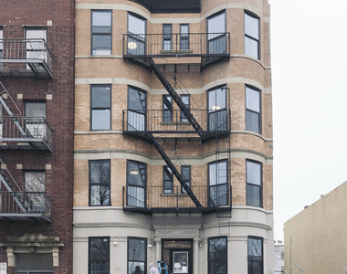 644 Lafayette Ave - Photo Thumbnail 0