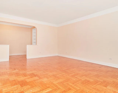 (Alcove studio 650 sqft) @ park Avenue & 24th Street No FEE  - Photo Thumbnail 3