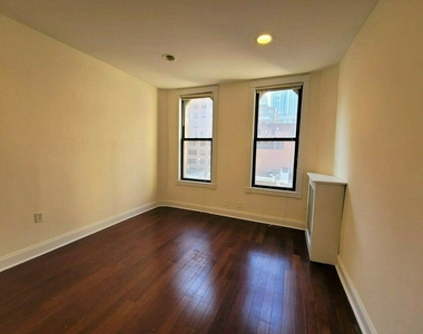 175 Lexington Avenue - Photo Thumbnail 3