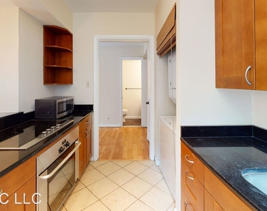 1140 23rd St Nw Unit 202 - Photo Thumbnail 4