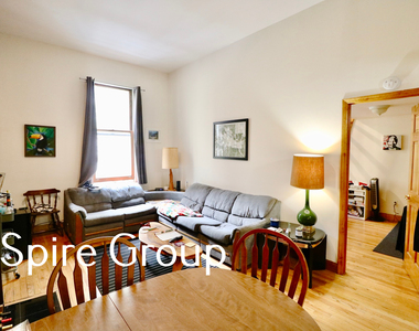 17 West 73rd Street - Photo Thumbnail 3