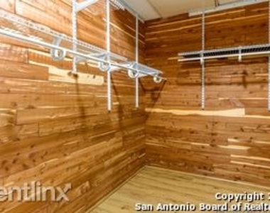 4107 Medical Dr Apt 5208 - Photo Thumbnail 9