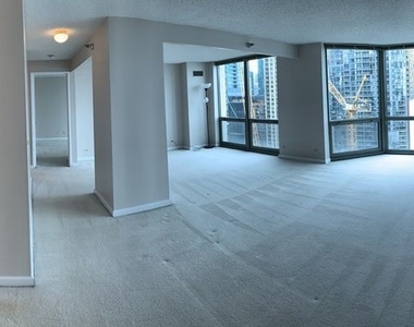 195 North Harbor Drive - Photo Thumbnail 8