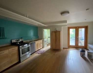 1119 N. Calvert Street - Photo Thumbnail 12