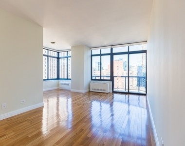 235 West 48th Street - Photo Thumbnail 1