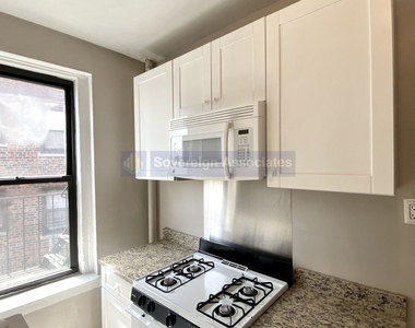 108 Park Terrace East - Photo Thumbnail 7