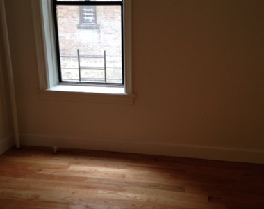 1539 Park Place - Photo Thumbnail 1