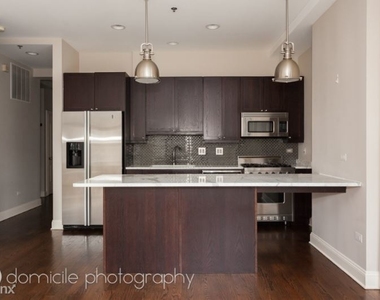 101 W Superior St 606 - Photo Thumbnail 0