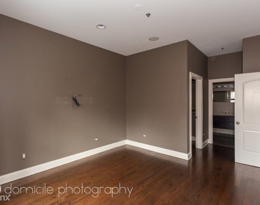 101 W Superior St 606 - Photo Thumbnail 3