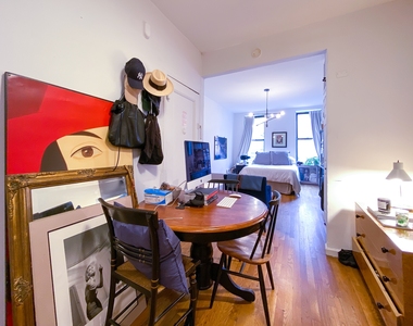 213 East 11th Street - Photo Thumbnail 2