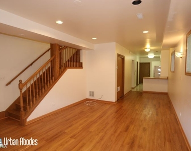 3713 N Janssen Ave 202 - Photo Thumbnail 7