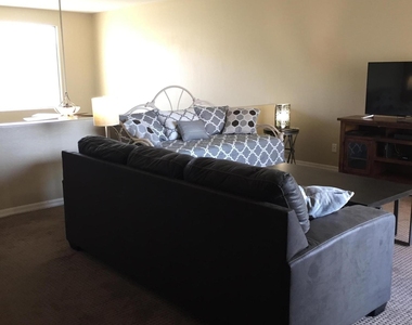 9715 N Azure Court - Photo Thumbnail 15