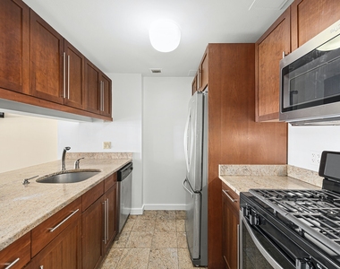 380 Lenox Avenue - Photo Thumbnail 3