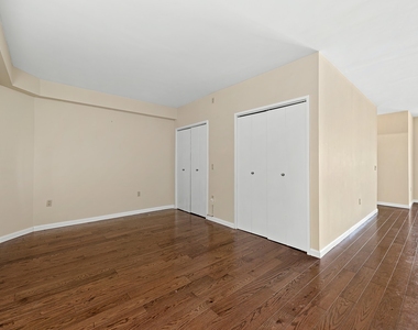 380 Lenox Avenue - Photo Thumbnail 2