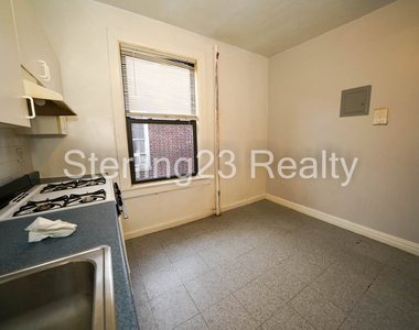 29-5 23rd Avenue - Photo Thumbnail 7