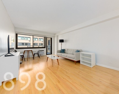 135 West 96th Street - Photo Thumbnail 1