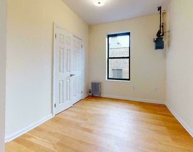 656 West 204th Street - Photo Thumbnail 3