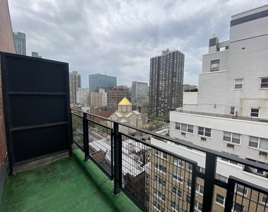 236 East 36th Street - Photo Thumbnail 0