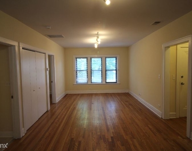 3717 N Leavitt St 3 - Photo Thumbnail 5