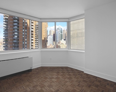 420 West 42nd Street Apartment 15B - Photo Thumbnail 3