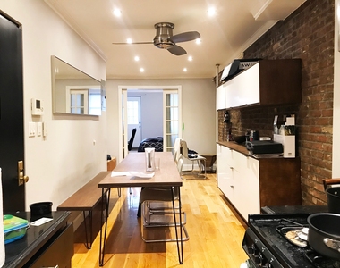 437 West 53rd Street - Photo Thumbnail 1