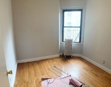 2137 33rd St 4f - Photo Thumbnail 0