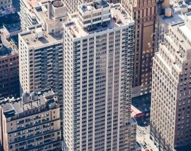 66 West 38th Street - Photo Thumbnail 2