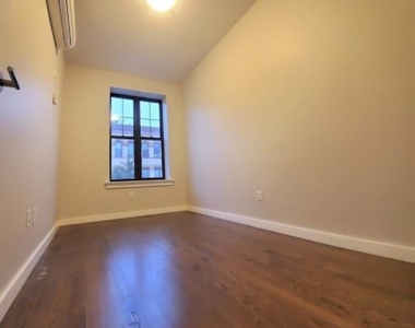 188 Stockholm St #3R - Photo Thumbnail 2