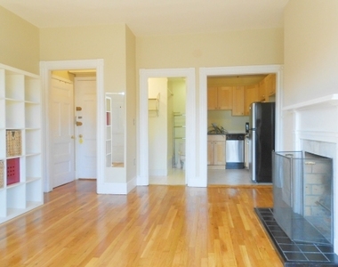 875 Beacon St - Photo Thumbnail 5