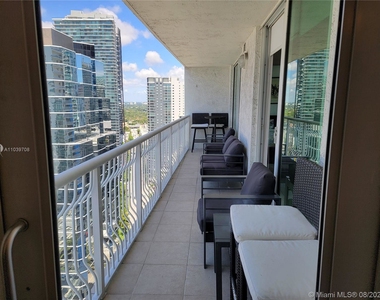 1200 Brickell Bay Dr - Photo Thumbnail 21