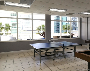 1200 Brickell Bay Dr - Photo Thumbnail 86