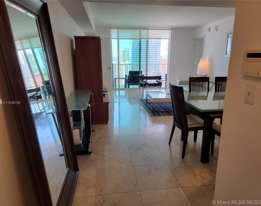 1200 Brickell Bay Dr - Photo Thumbnail 44