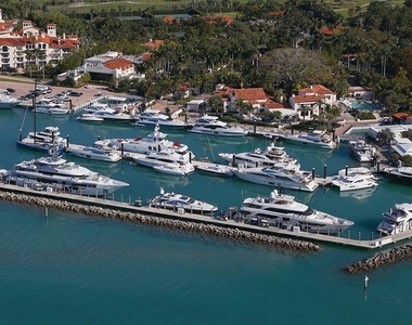 40205 Fisher Island Dr - Photo Thumbnail 17