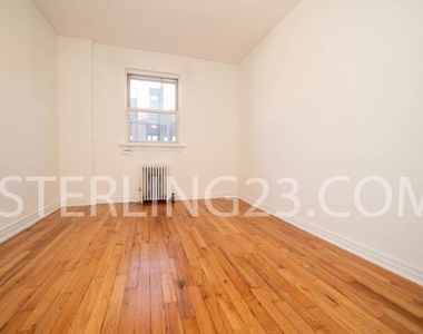 20-43 23rd St 2 - Photo Thumbnail 7