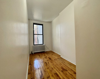 231 East 115th Street - Photo Thumbnail 8